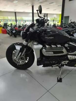 TRIUMPH-ROCKET III R-2020
