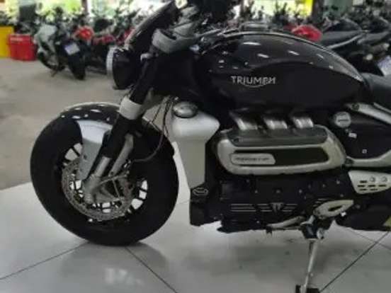 TRIUMPH-ROCKET III R TRIUMPH-ROCKET III R-2020