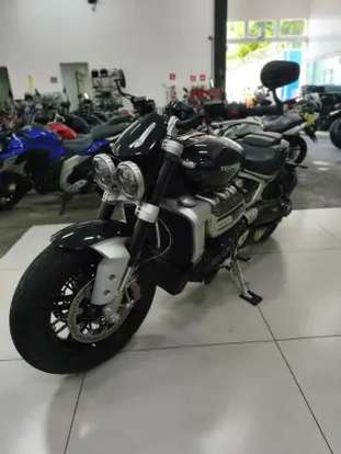 TRIUMPH-ROCKET III R-2020