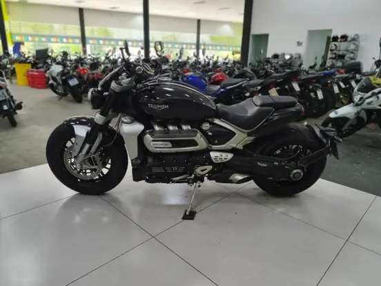 TRIUMPH-ROCKET III R-2020