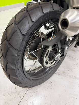 TRIUMPH-SCRAMBLER 900-2023