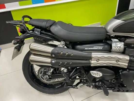 TRIUMPH-STREET SCRAMBLER-2020