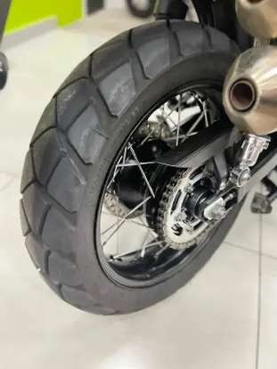 TRIUMPH-STREET SCRAMBLER-2020
