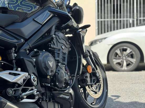 TRIUMPH-STREET TRIPLE 765 RS TRIUMPH-STREET TRIPLE 765 RS-2024