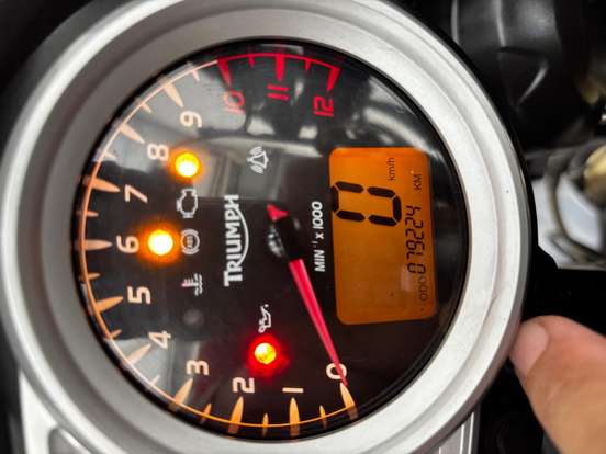 TRIUMPH-TIGER 1050-2009