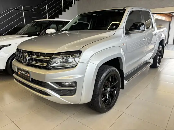 VOLKSWAGEN AMAROK 3.0 V6 TDI DIESEL HIGHLINE CD 4MOTION AUTOMÁTICO VOLKSWAGEN AMAROK 3.0 V6 TDI DIESEL HIGHLINE CD 4MOTION AUTOMÁTICO