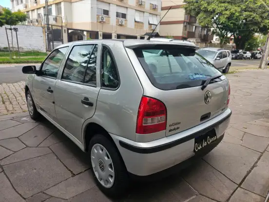 VOLKSWAGEN-GOL-2001