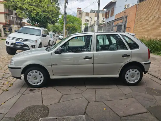 VOLKSWAGEN-GOL-1.0 MI SÉRIE OURO 16V GASOLINA 4P MANUAL G.III VOLKSWAGEN-GOL-2001