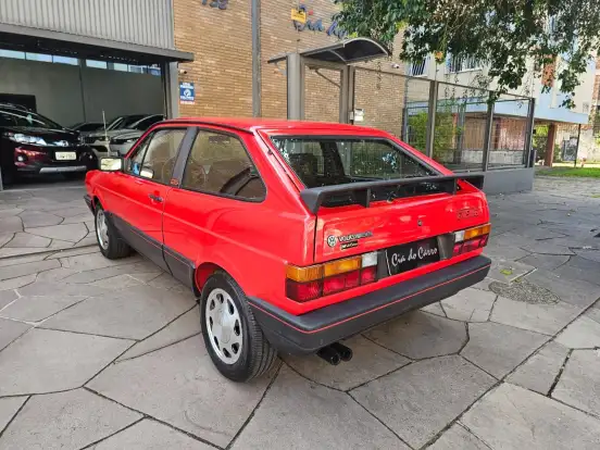 VOLKSWAGEN-GOL-1990