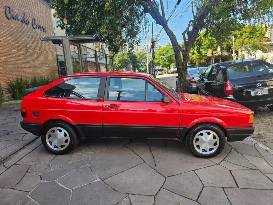 VOLKSWAGEN-GOL-1990
