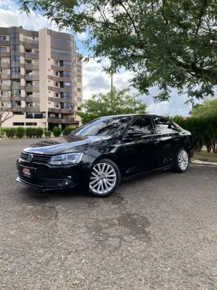 VOLKSWAGEN JETTA 2.0 TSI HIGHLINE 200CV GASOLINA 4P TIPTRONIC