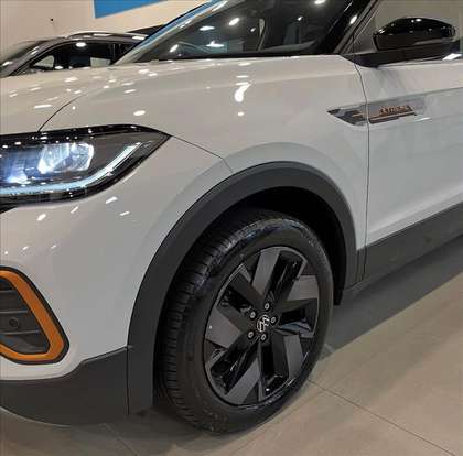 VOLKSWAGEN-T-CROSS-1.4 250 TSI TOTAL FLEX EXTREME AUTOMÁTICO VOLKSWAGEN-T-CROSS-2025