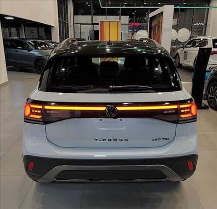 VOLKSWAGEN-T-CROSS-2025