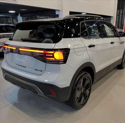 VOLKSWAGEN-T-CROSS-1.4 250 TSI TOTAL FLEX EXTREME AUTOMÁTICO VOLKSWAGEN-T-CROSS-2025