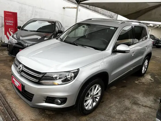 VOLKSWAGEN TIGUAN 2.0 TSI 16V TURBO GASOLINA 4P TIPTRONIC VOLKSWAGEN TIGUAN 2.0 TSI 16V TURBO GASOLINA 4P TIPTRONIC