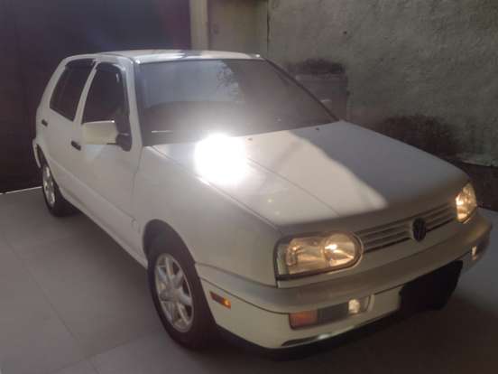 VOLKSWAGEN-GOLF-2.0 MI GLX 8V GASOLINA 4P MANUAL VOLKSWAGEN-GOLF-1996