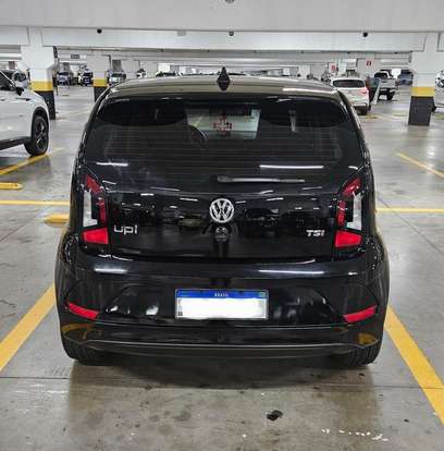 VOLKSWAGEN-UP-2017