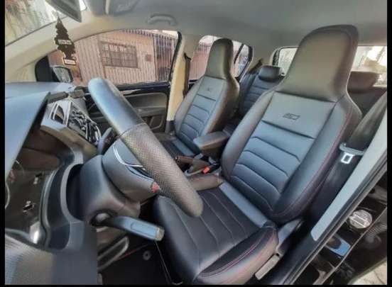 VOLKSWAGEN-UP-1.0 TSI MOVE UP 12V FLEX 4P MANUAL VOLKSWAGEN-UP-2017