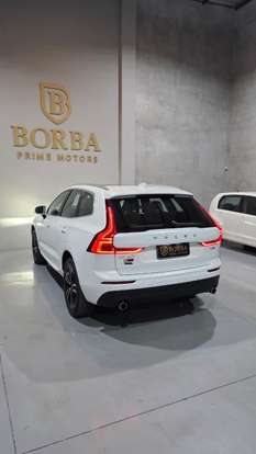 VOLVO-XC60-2018