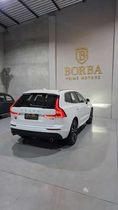 VOLVO-XC60-2018