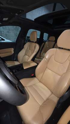 VOLVO-XC60-2018