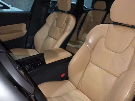 VOLVO-XC60-2.0 T5 GASOLINA MOMENTUM AWD GEARTRONIC VOLVO-XC60-2018