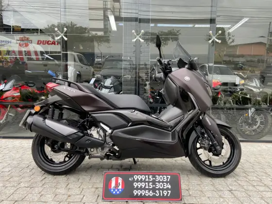 YAMAHA XMAX 300 CONNECTED ABS 