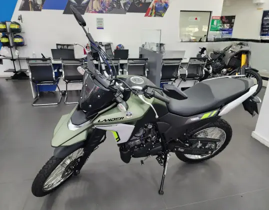 YAMAHA XTZ 250 LANDER CONNECTED YAMAHA XTZ 250 LANDER CONNECTED
