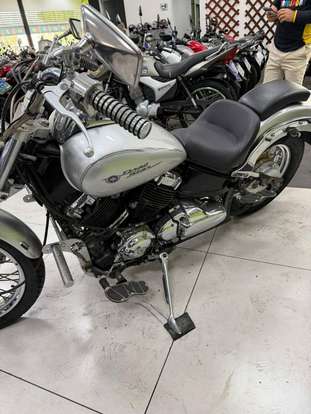 YAMAHA-DRAG STAR 650-2005