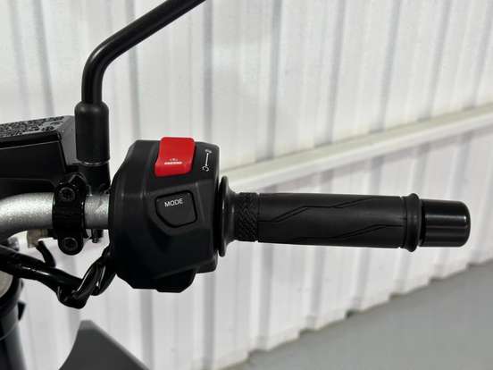 YAMAHA-MT-07 CONNECTED ABS-2025