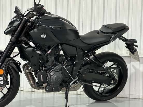 YAMAHA-MT-07 CONNECTED ABS-2025