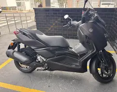 YAMAHA XMAX 300 CONNECTED ABS YAMAHA XMAX 300 CONNECTED ABS