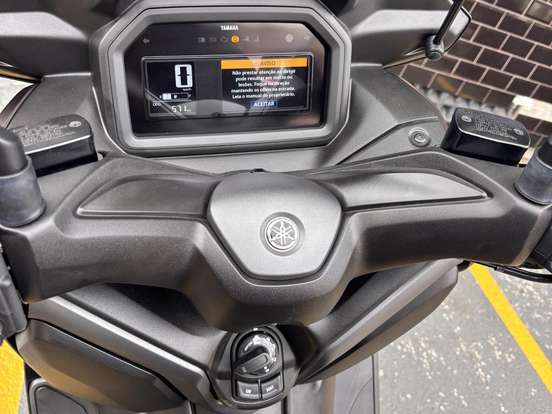 YAMAHA-XMAX 300 CONNECTED ABS YAMAHA-XMAX 300 CONNECTED ABS-2025