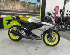 YAMAHA YZF R15 YAMAHA YZF R15