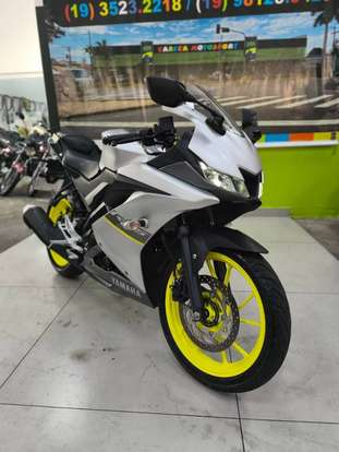 YAMAHA-YZF R15-2024