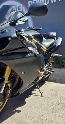YAMAHA-YZF R1-2010