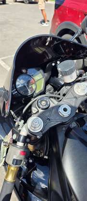 YAMAHA-YZF R1-2010