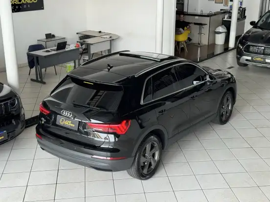 AUDI-Q3-1.4 35 TFSI GASOLINA PRESTIGE PLUS S TRONIC AUDI-Q3-2021