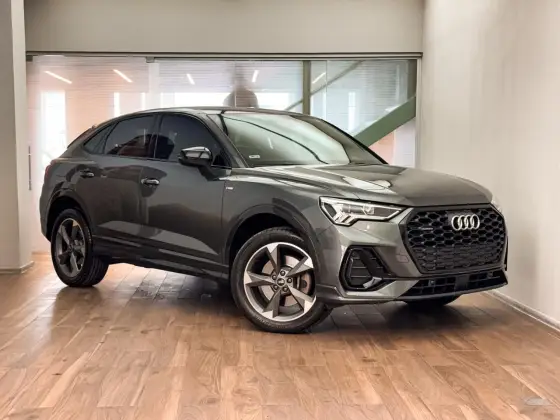 AUDI Q3 2.0 40 TFSI GASOLINA SPORTBACK PERFORMANCE BLACK QUATTRO TIPTRONIC