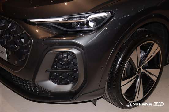 AUDI-Q5-2026