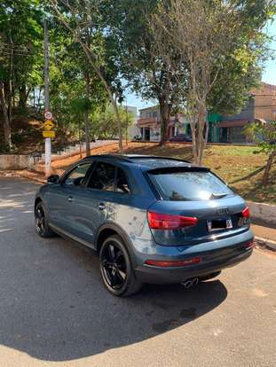 AUDI-Q3-2015