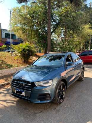AUDI-Q3-2015