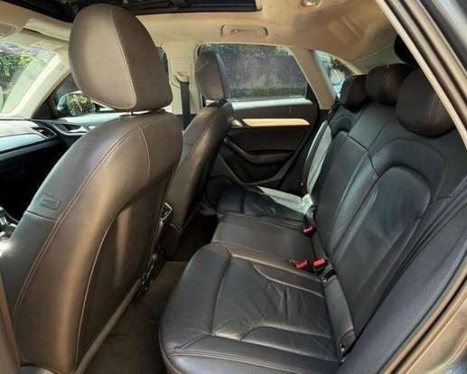 AUDI-Q3-2015