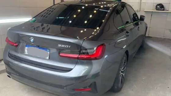 BMW 320i 2.0 16V TURBO FLEX GP AUTOMÁTICO BMW 320i 2.0 16V TURBO FLEX GP AUTOMÁTICO