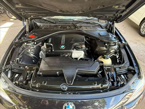 BMW-320i-2015