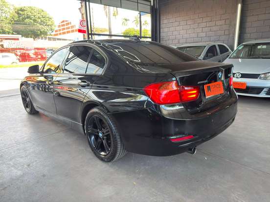 BMW-320i-2.0 16V TURBO ACTIVE FLEX 4P AUTOMÁTICO BMW-320i-2014