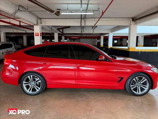 BMW-320i-2014