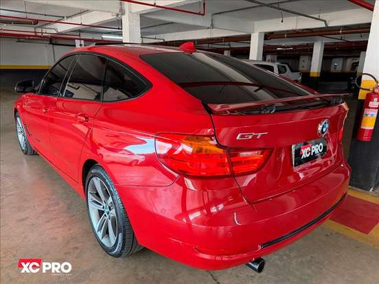 BMW-320i-2014