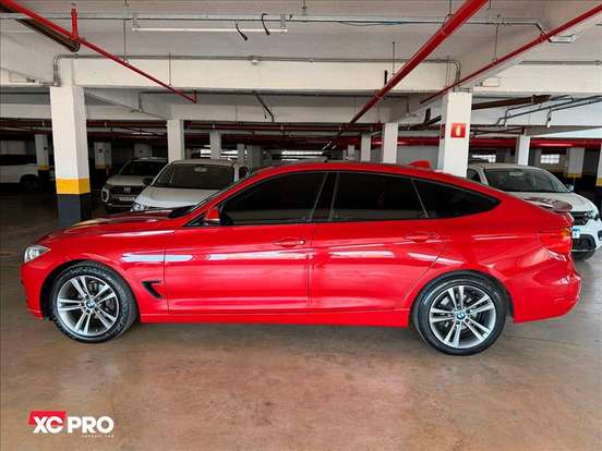 BMW-320i-2014