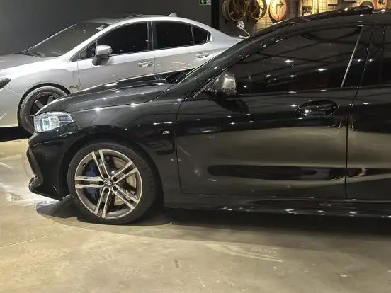 BMW-M 135i-2.0 16V TURBO GASOLINA XDRIVE AUTOMÁTICO BMW-M 135i-2019